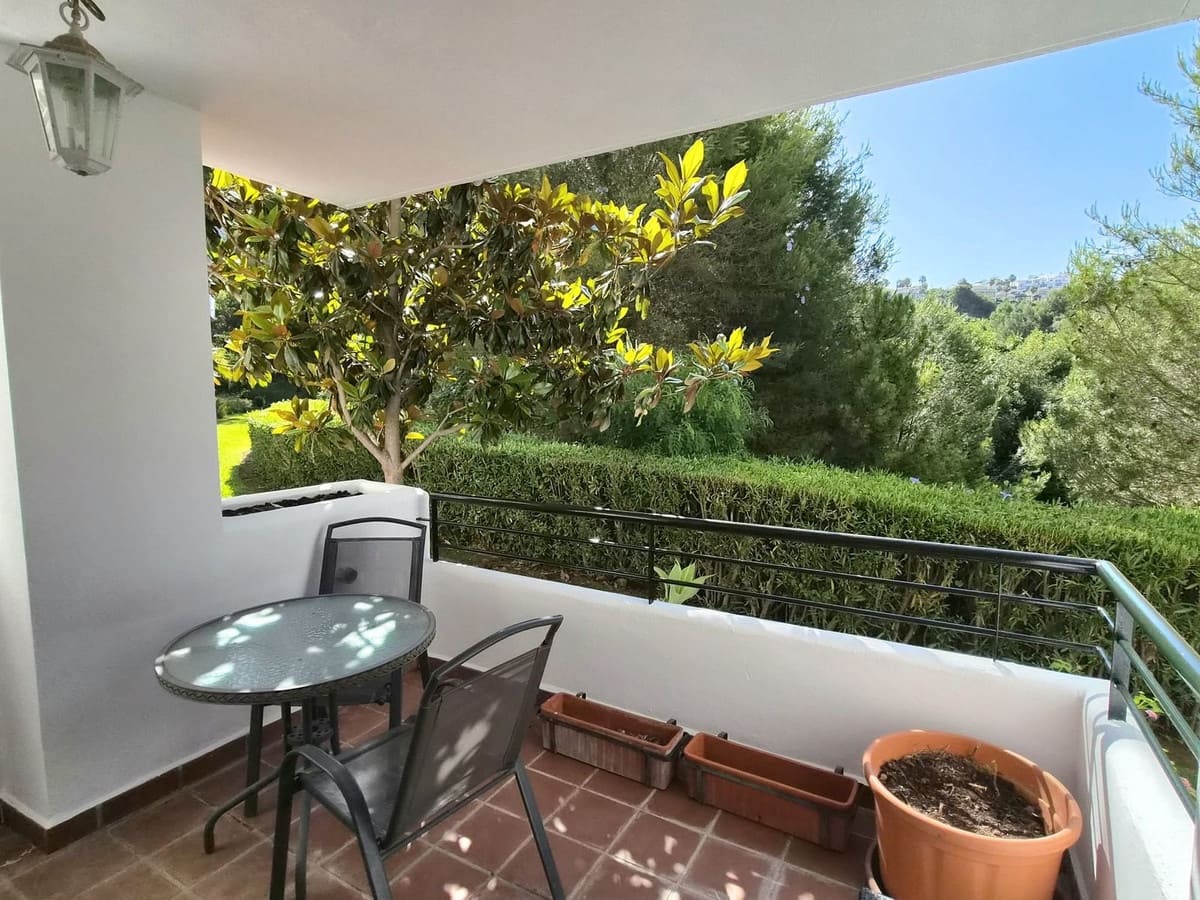 2 quarto Apartamento para venda em Alhaurin Golf com piscina garagem - 260 000 € (Ref: 9909060)