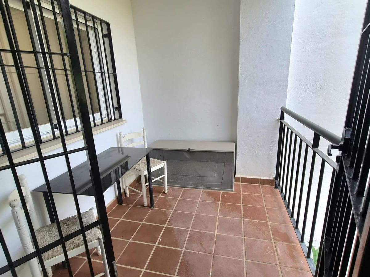 2 quarto Apartamento para venda em Alhaurin Golf com piscina garagem - 260 000 € (Ref: 9909060)