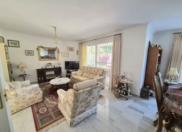 3 slaapkamer Halfvrijstaande villa te koop in Alhaurín Golf, Alhaurín el Grande met zwembad garage - € 499.000 (Ref: 9948568)