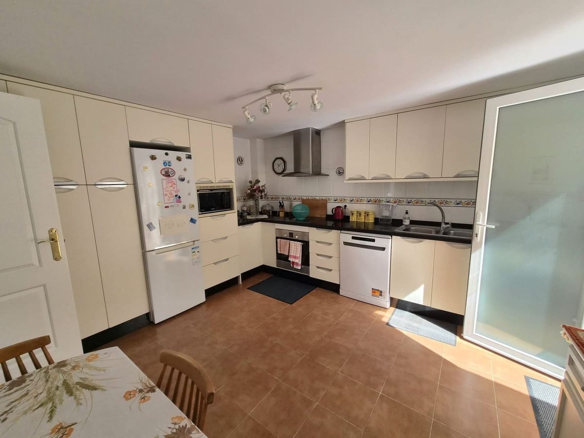 3 quarto Moradia Geminada para venda em Alhaurin Golf com piscina garagem - 499 000 € (Ref: 9948568)
