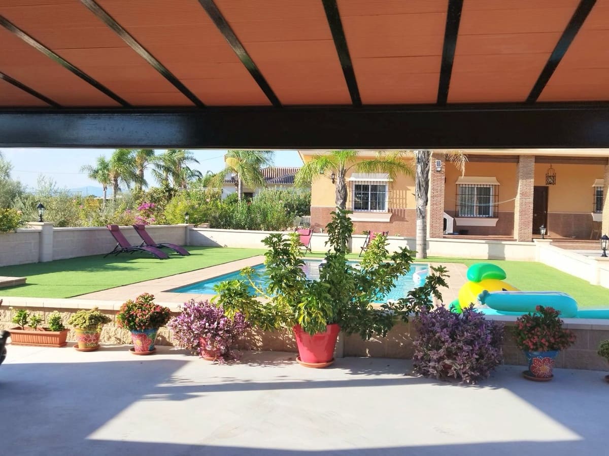 3 sovrum Finca/Hus på landet att hyra i Alhaurin el Grande med pool garage - 2 100 € (Ref: 9965800)