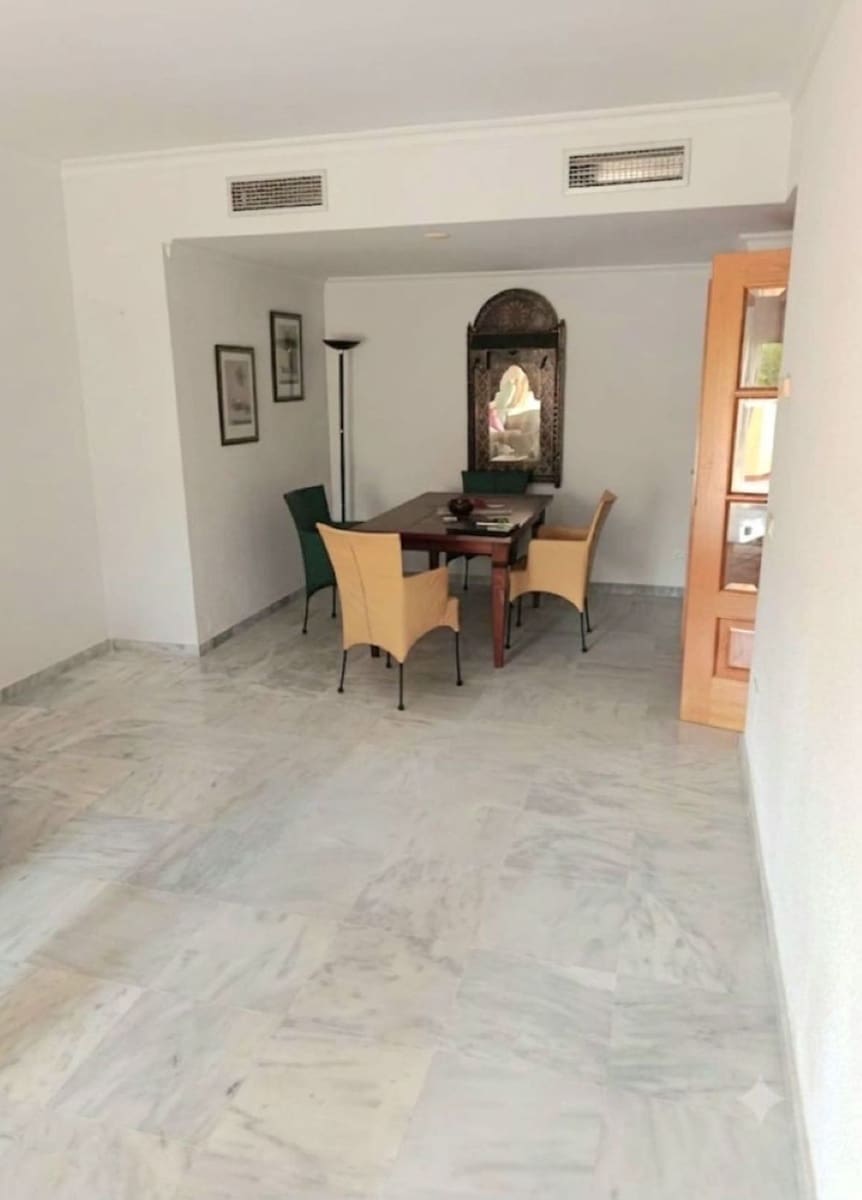 3 soveværelse Lejlighed til salg i Torrequebrada med swimmingpool garage - € 390.000 (Ref: 9965801)