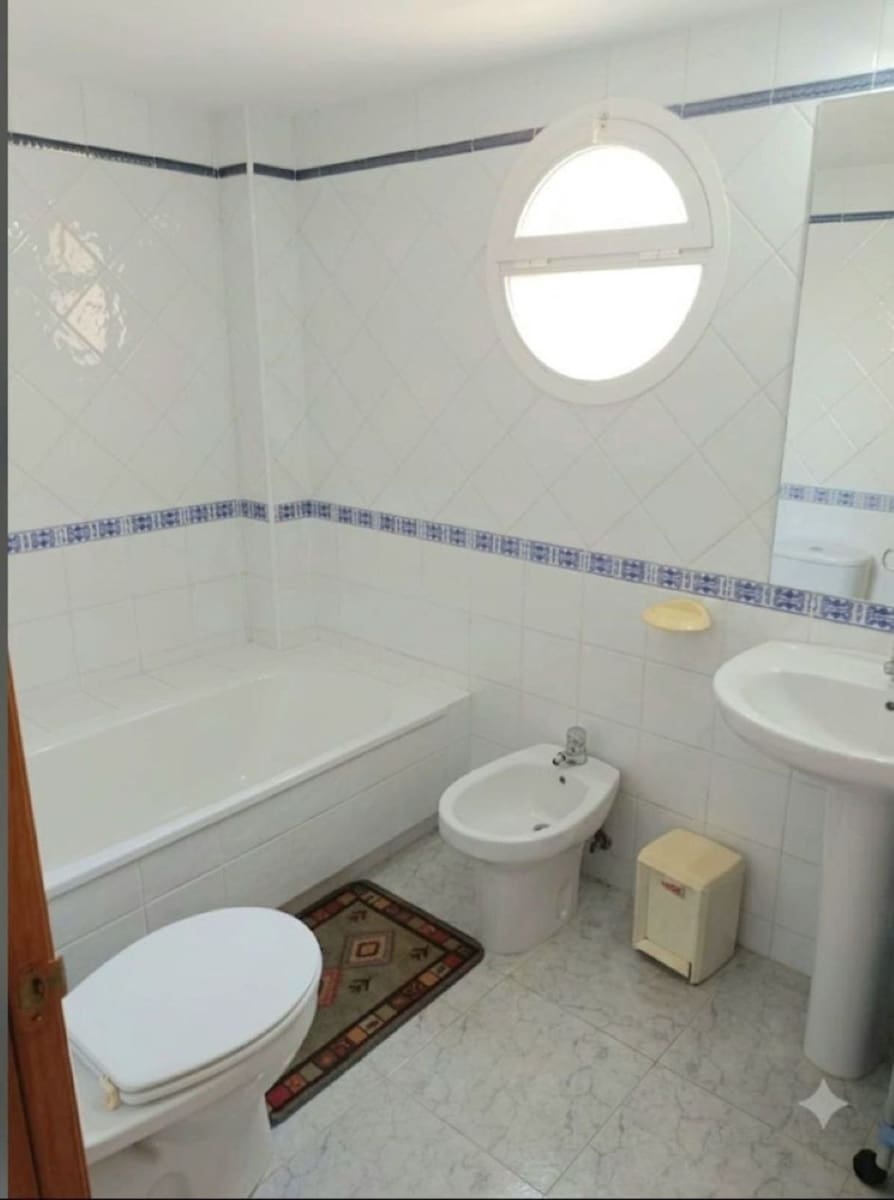 3 soveværelse Lejlighed til salg i Torrequebrada med swimmingpool garage - € 390.000 (Ref: 9965801)