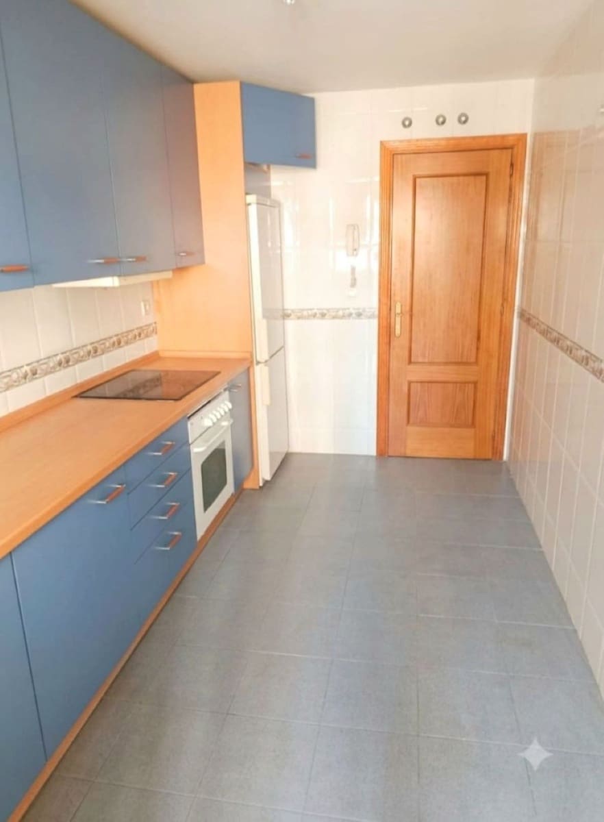 3 bedroom Apartment for sale in Torrequebrada with pool garage - € 390,000 (Ref: 9965801)
