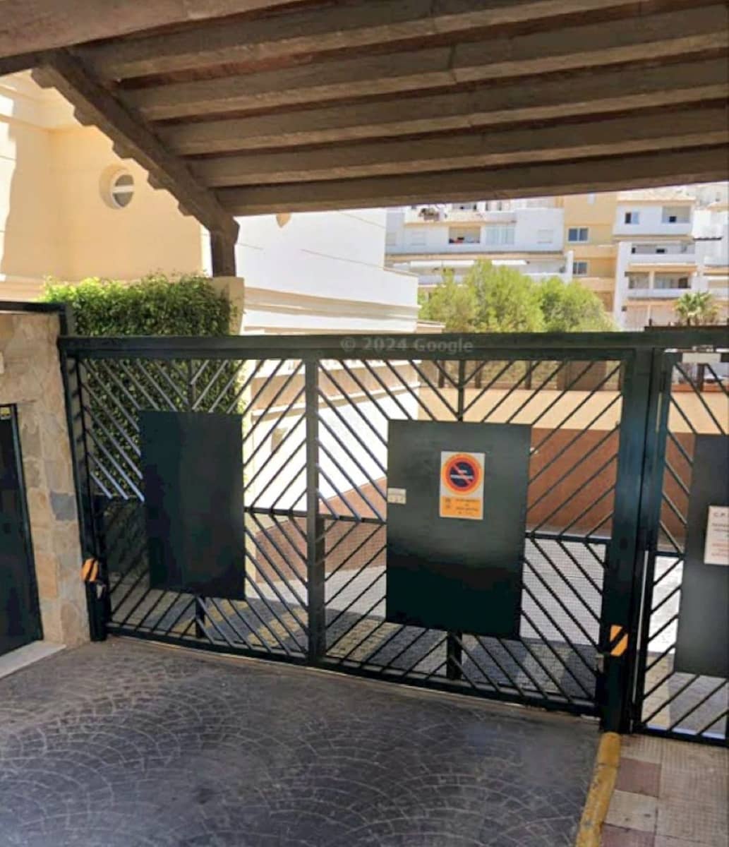 3 bedroom Apartment for sale in Torrequebrada with pool garage - € 390,000 (Ref: 9965801)