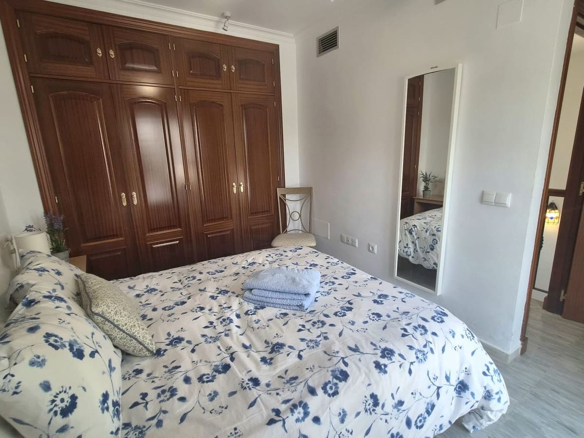 3 sypialnia Dom na sprzedaż w Alhaurin Golf z basenem garażem - 412 500 € (Ref: 9981232)