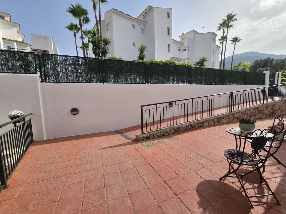 3 quarto Apartamento para venda em Alhaurin Golf com piscina garagem - 399 000 € (Ref: 9981640)