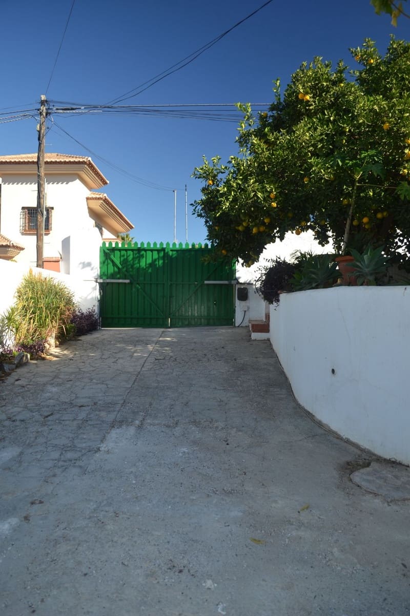 7 soveværelse Hotel til salg i Alhaurin de la Torre med swimmingpool garage - € 850.000 (Ref: 9999035)