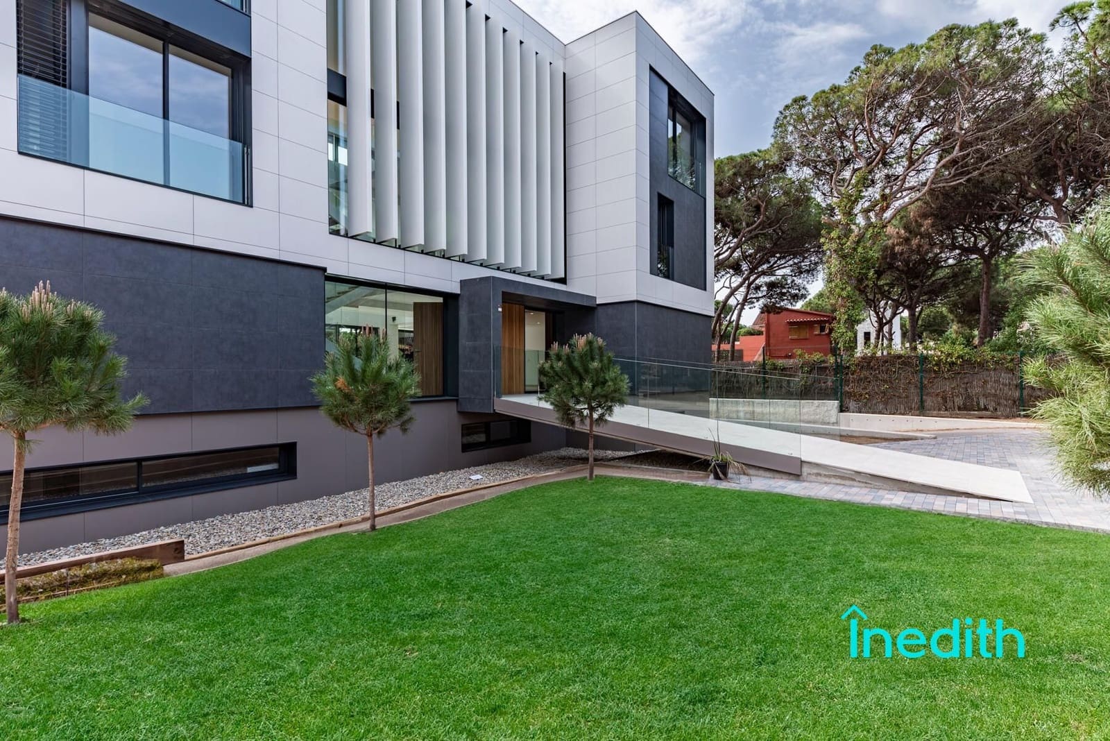 5 sypialnia Willa na sprzedaż w Gava z basenem garażem - 6 000 000 € (Ref: 9128449)