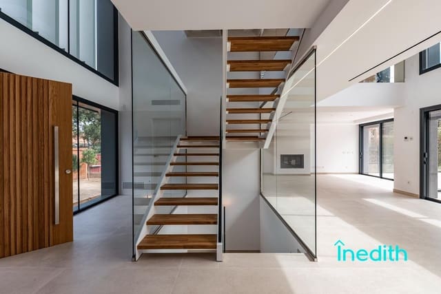 5 soveværelse Villa til salg i Gavà med swimmingpool garage - € 6.000.000 (Ref: 9128449)