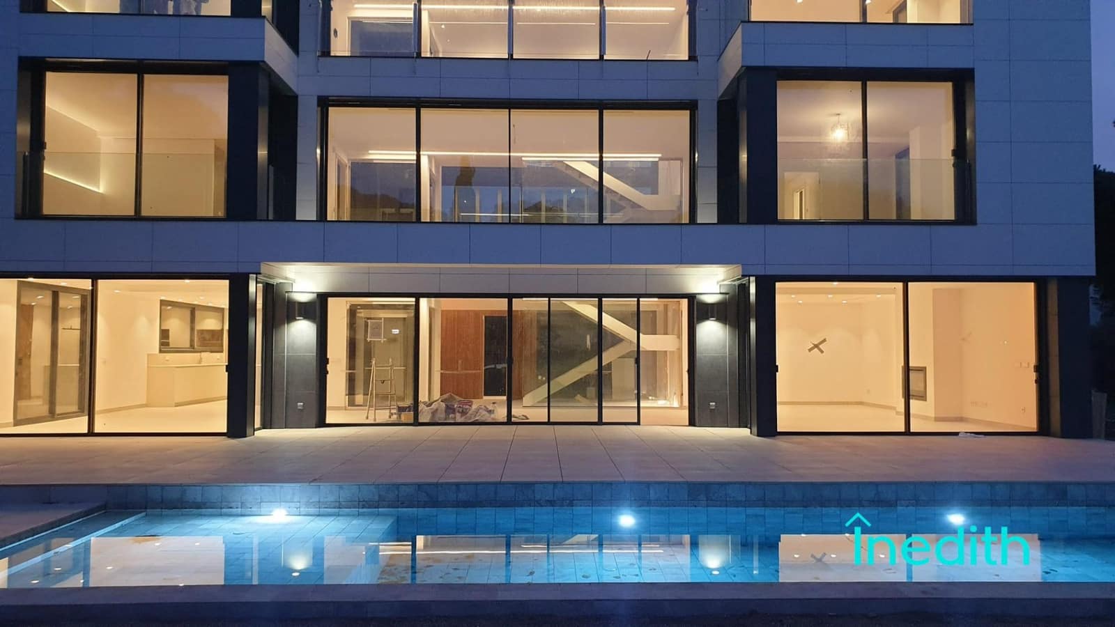 5 sypialnia Willa na sprzedaż w Gava z basenem garażem - 6 000 000 € (Ref: 9128449)