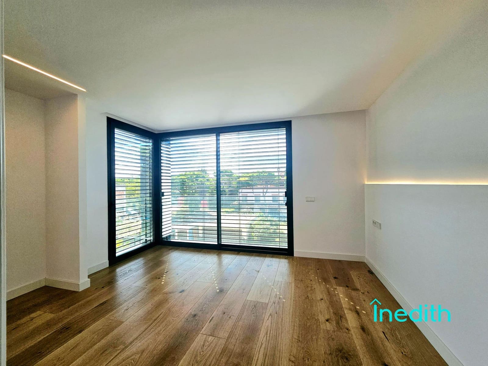 5 sypialnia Willa na sprzedaż w Gava z basenem garażem - 6 000 000 € (Ref: 9128449)