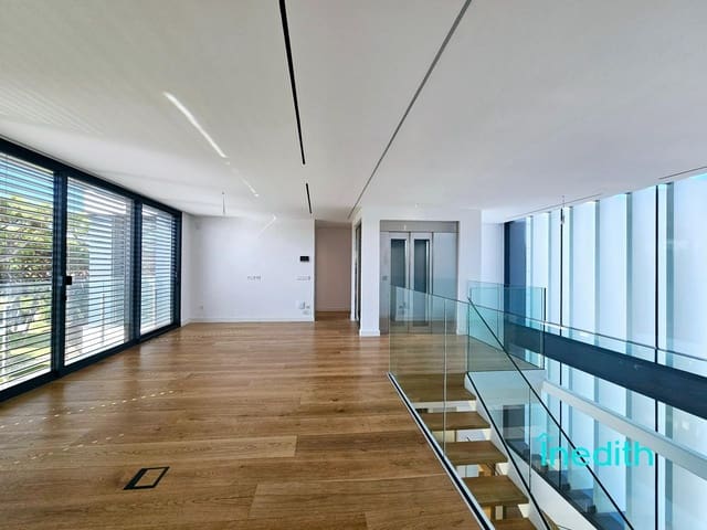 5 soverom Villa til salgs i Gavà med svømmebasseng garasje - € 6 000 000 (Ref: 9128449)