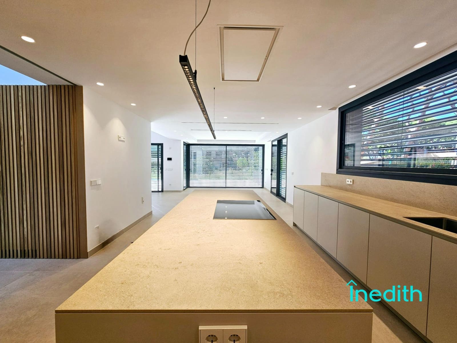 5 sypialnia Willa na sprzedaż w Gava z basenem garażem - 6 000 000 € (Ref: 9128449)