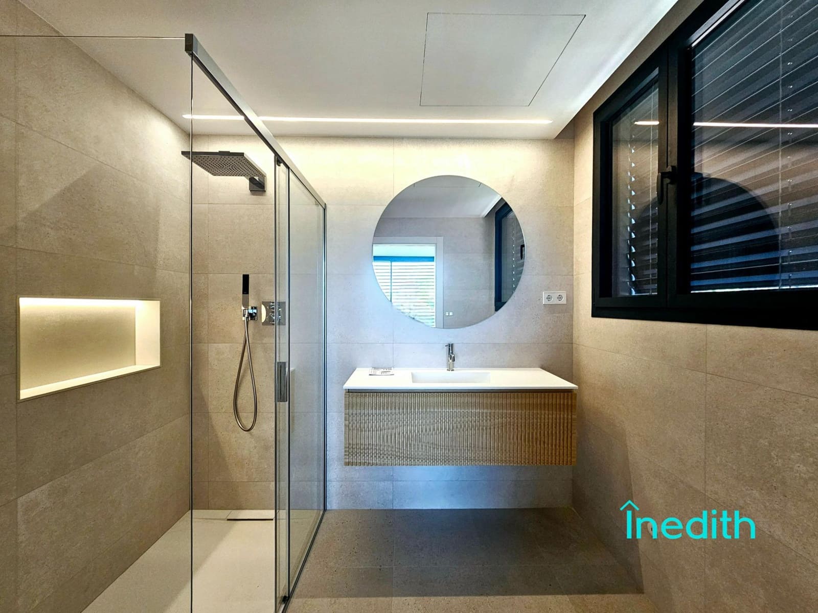 5 sypialnia Willa na sprzedaż w Gava z basenem garażem - 6 000 000 € (Ref: 9128449)