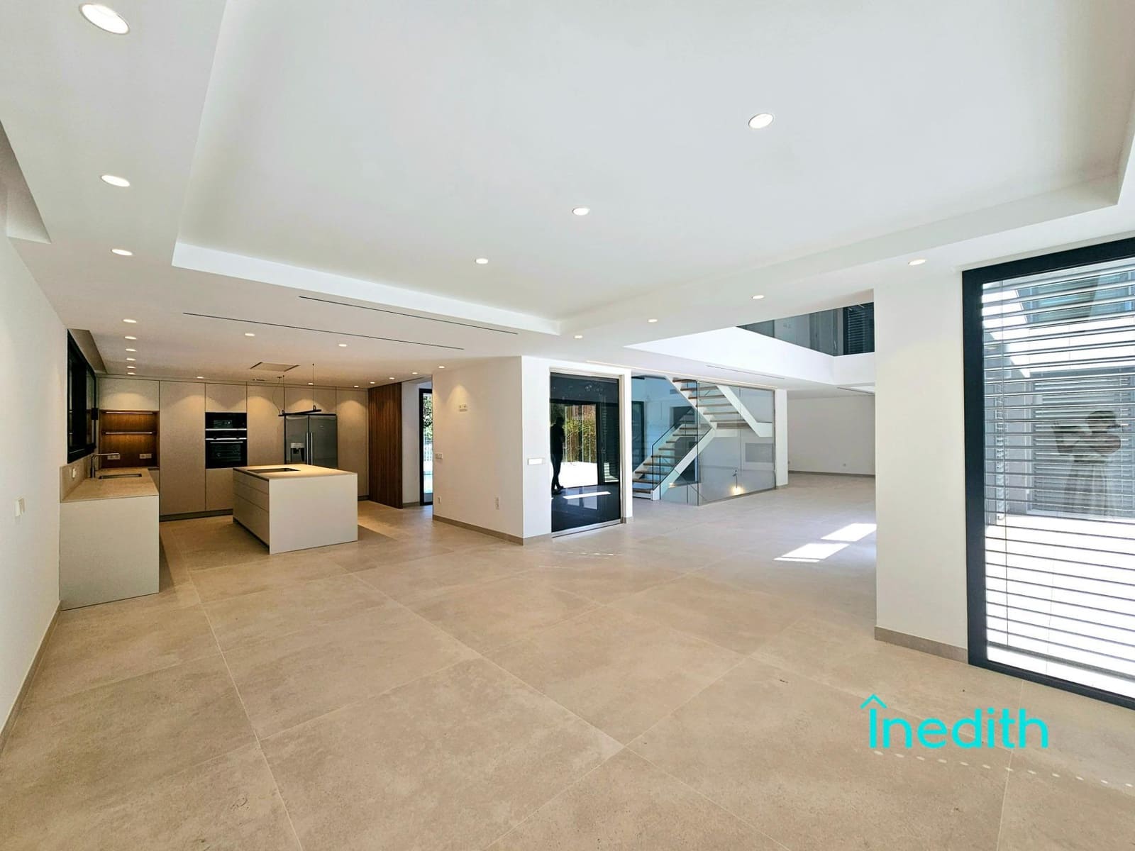 5 sypialnia Willa na sprzedaż w Gava z basenem garażem - 6 000 000 € (Ref: 9128449)