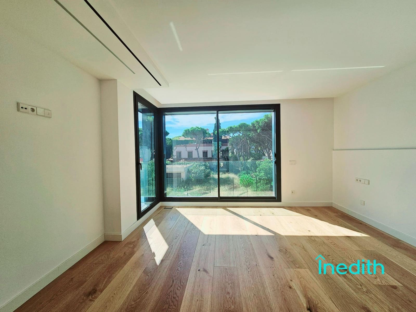 5 sypialnia Willa na sprzedaż w Gava z basenem garażem - 6 000 000 € (Ref: 9128449)