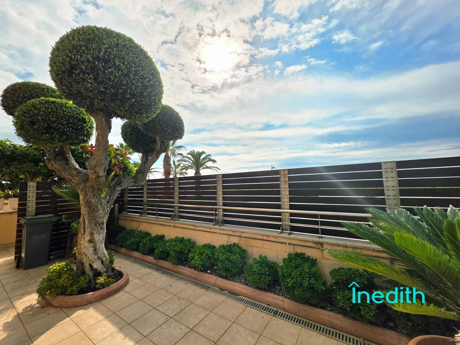 Adosado de 3 habitaciones en Cubelles en venta con piscina garaje - 680.000 € (Ref: 9128451)