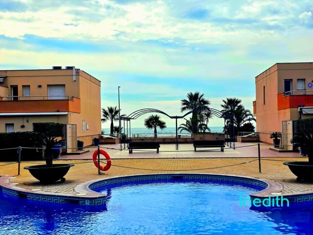 3 soverom Rekkehus til salgs i Cubelles med svømmebasseng garasje - € 680 000 (Ref: 9128451)