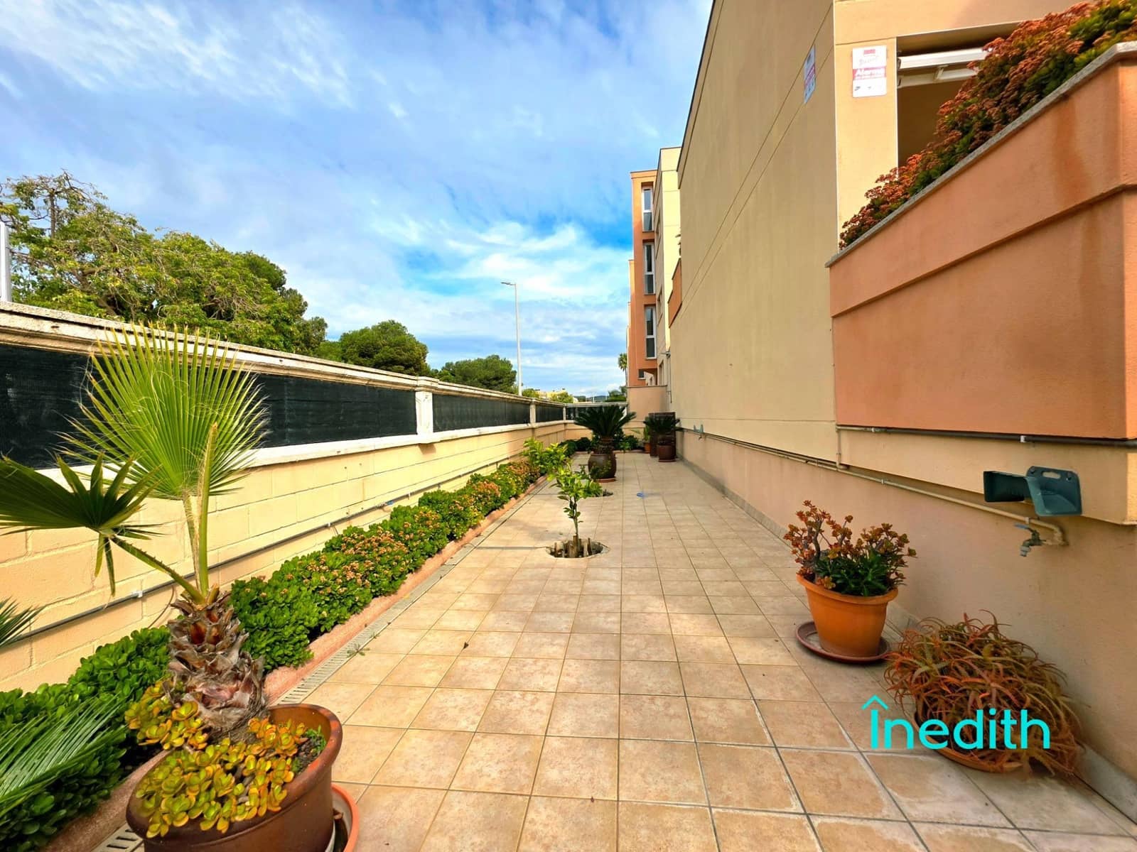 Adosado de 3 habitaciones en Cubelles en venta con piscina garaje - 680.000 € (Ref: 9128451)