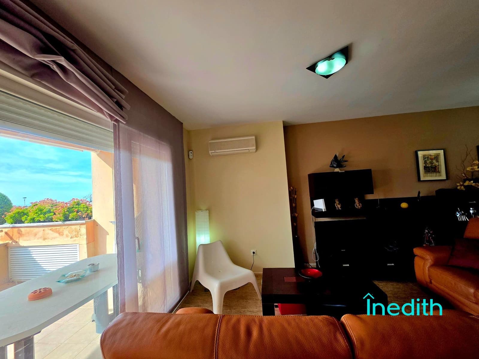 Adosado de 3 habitaciones en Cubelles en venta con piscina garaje - 680.000 € (Ref: 9128451)