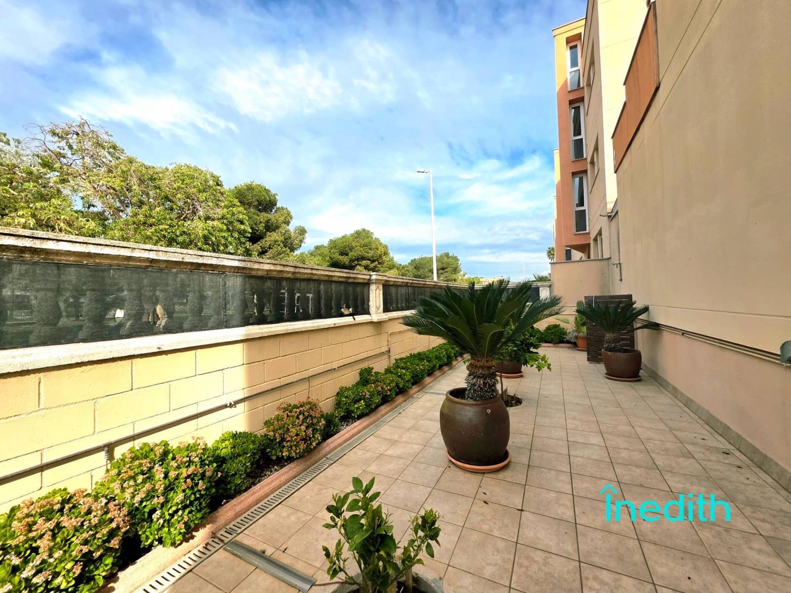Adosado de 3 habitaciones en Cubelles en venta con piscina garaje - 680.000 € (Ref: 9128451)