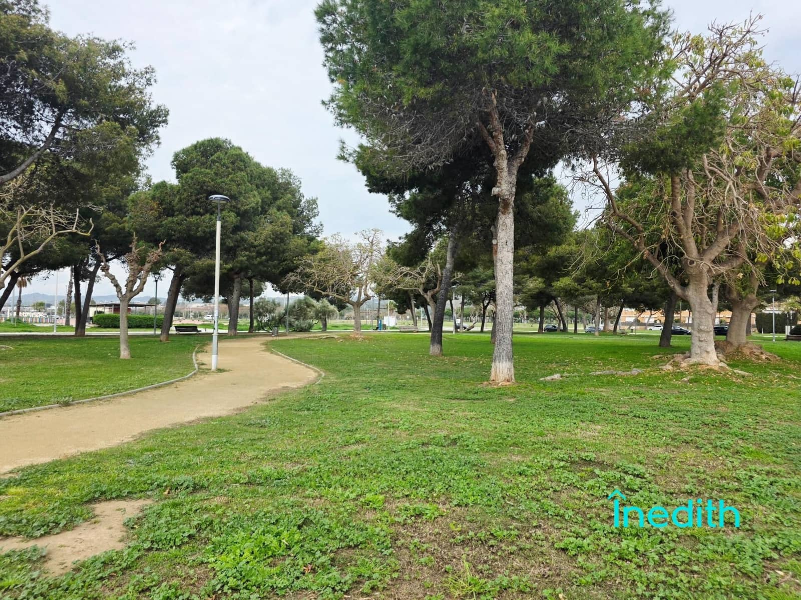 Adosado de 3 habitaciones en Cubelles en venta con piscina garaje - 680.000 € (Ref: 9128451)