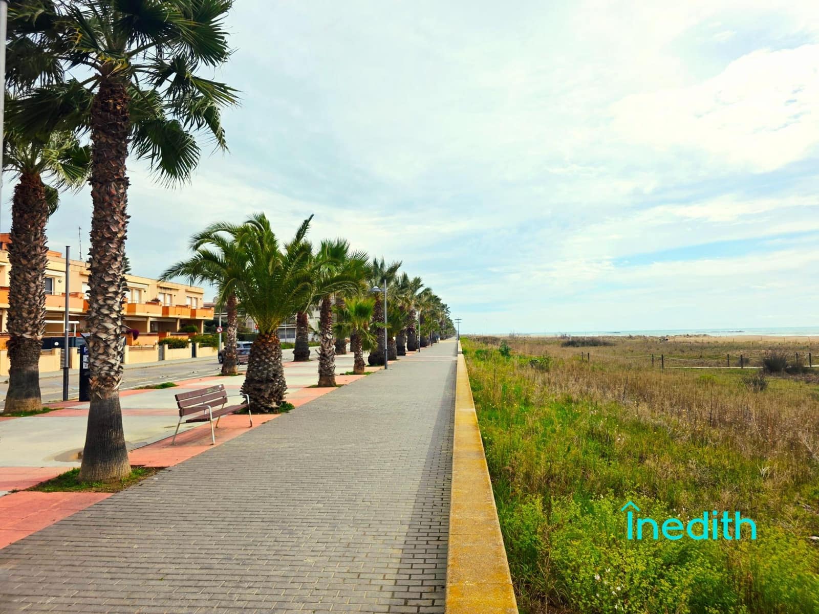 3 soverom Rekkehus til salgs i Cubelles med svømmebasseng garasje - € 680 000 (Ref: 9128451)