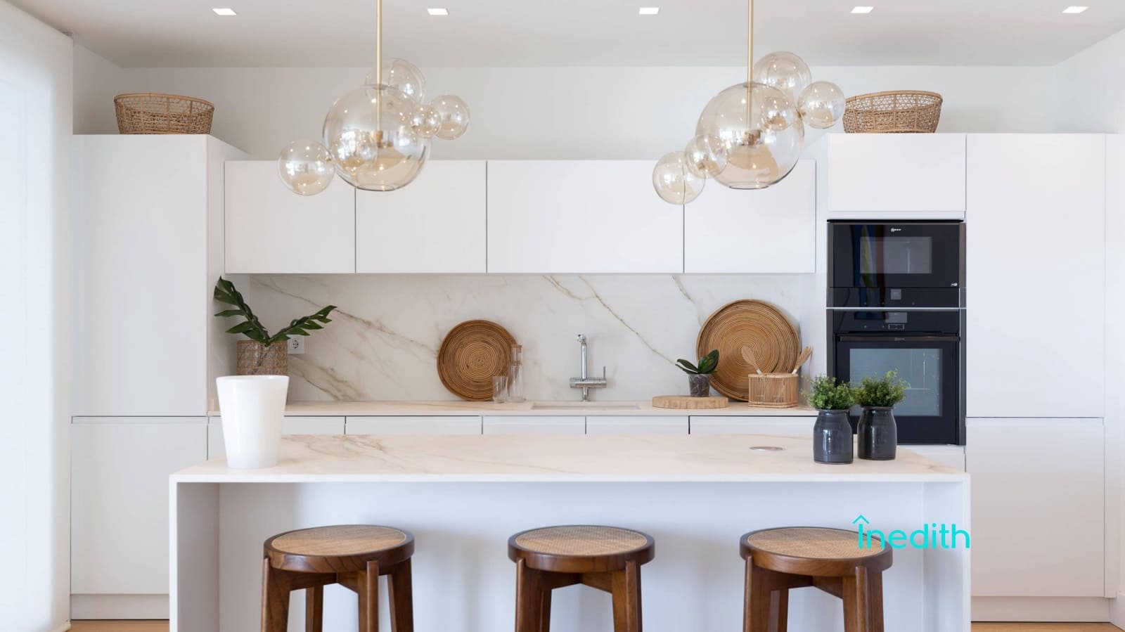 2 soverom Leilighet til salgs i Benidorm med svømmebasseng - € 1 100 000 (Ref: 9128453)