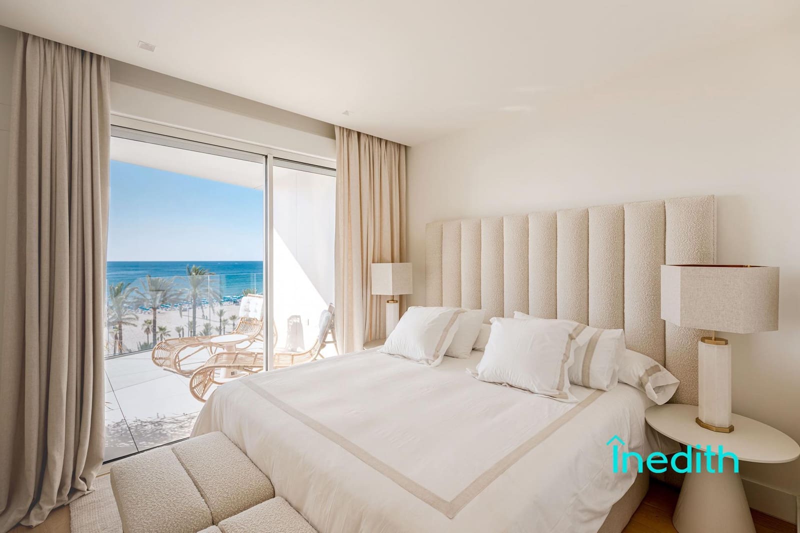 2 soverom Leilighet til salgs i Benidorm med svømmebasseng - € 1 100 000 (Ref: 9128453)