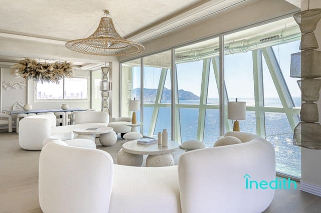 2 soverom Leilighet til salgs i Playa Poniente, Benidorm med svømmebasseng - € 1 100 000 (Ref: 9128453)