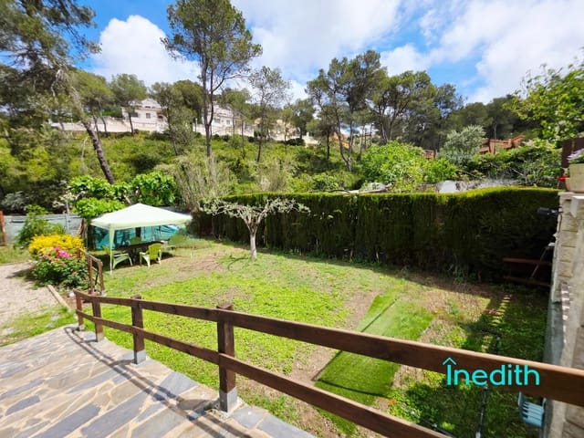 3 sypialnia Willa na sprzedaż w Canyelles z basenem - 330 000 € (Ref: 9128456)