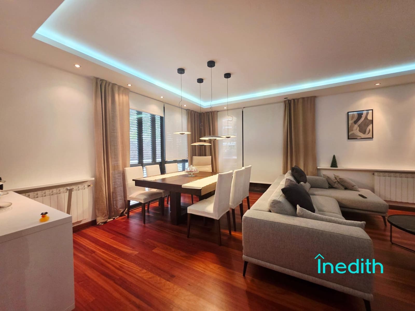 4 soveværelse Villa til salg i Castelldefels med swimmingpool garage - € 1.299.000 (Ref: 9128458)