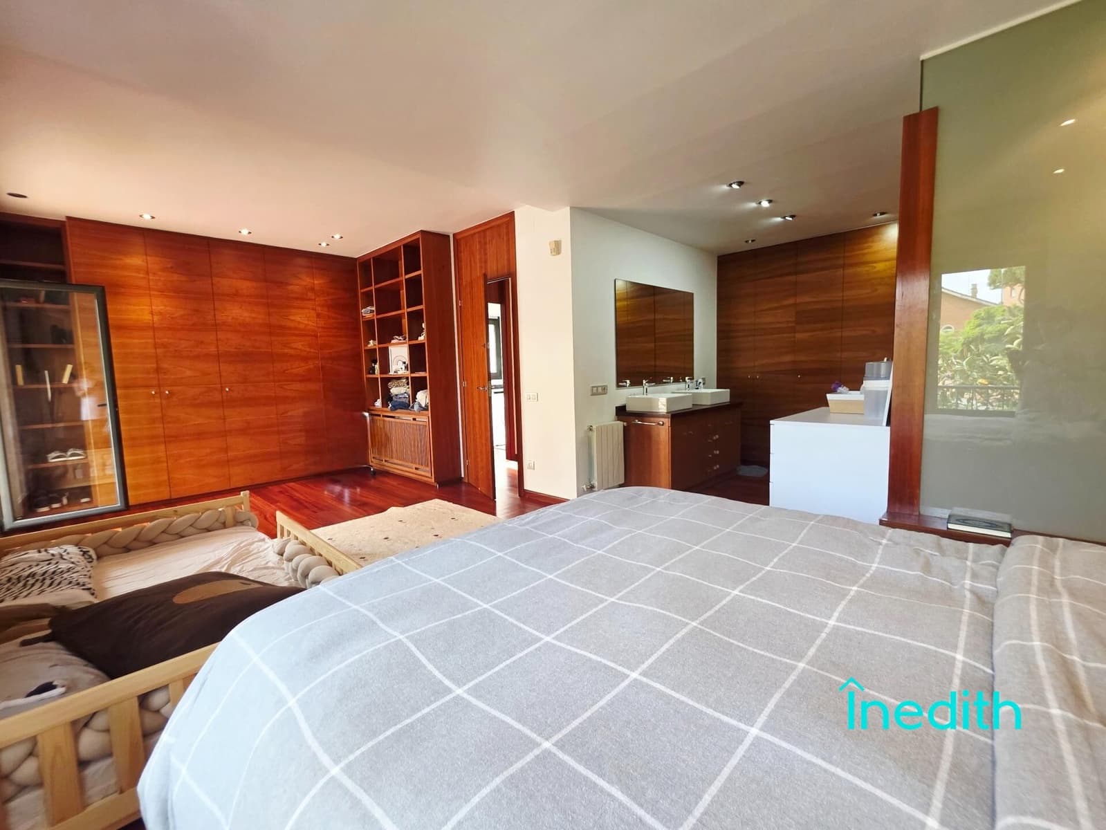 4 soveværelse Villa til salg i Castelldefels med swimmingpool garage - € 1.299.000 (Ref: 9128458)