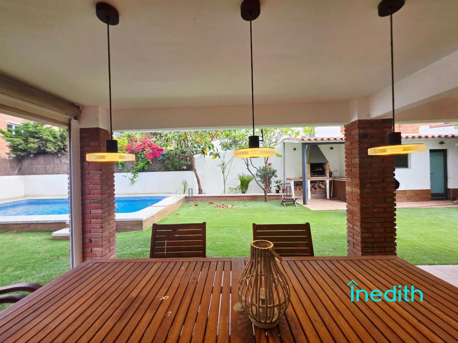 4 soveværelse Villa til salg i Castelldefels med swimmingpool garage - € 1.299.000 (Ref: 9128458)