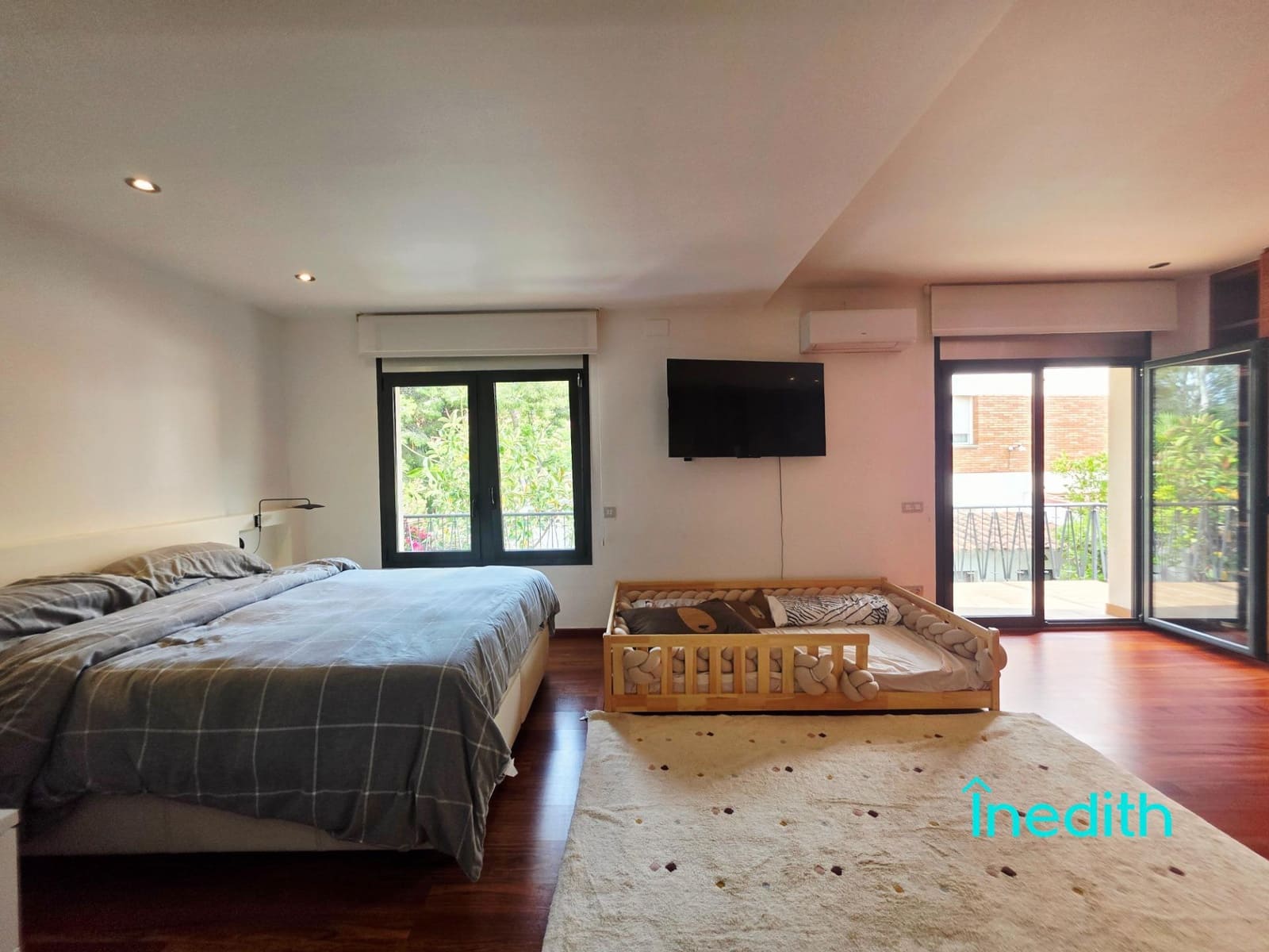 4 soveværelse Villa til salg i Castelldefels med swimmingpool garage - € 1.299.000 (Ref: 9128458)