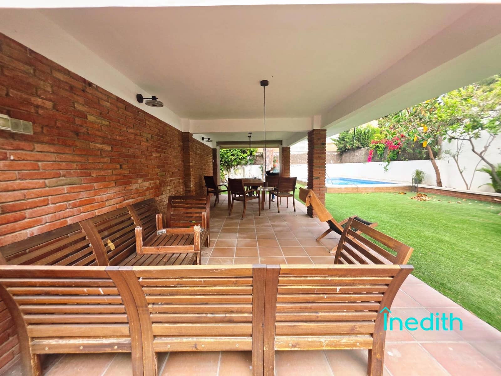 4 soveværelse Villa til salg i Castelldefels med swimmingpool garage - € 1.299.000 (Ref: 9128458)