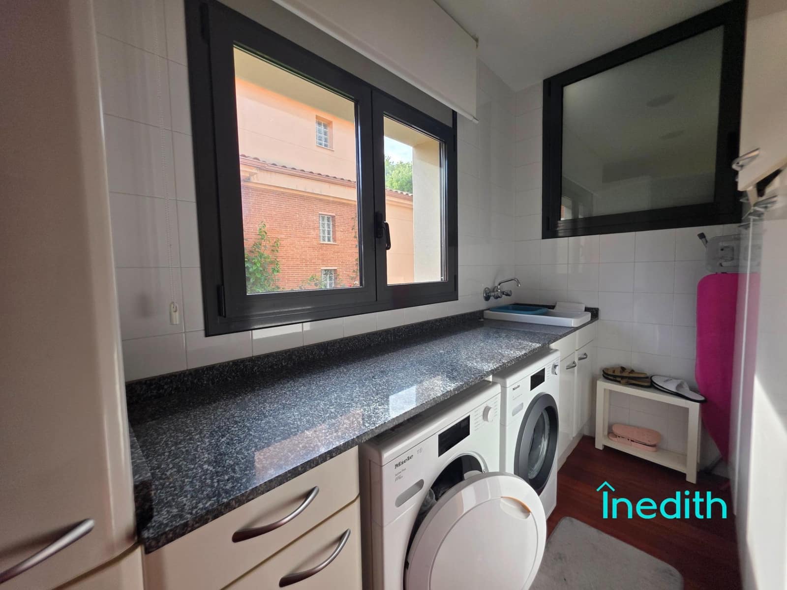 4 soveværelse Villa til salg i Castelldefels med swimmingpool garage - € 1.299.000 (Ref: 9128458)