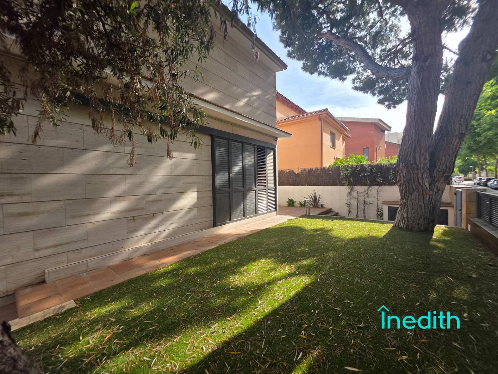 4 soveværelse Villa til salg i Castelldefels med swimmingpool garage - € 1.299.000 (Ref: 9128458)