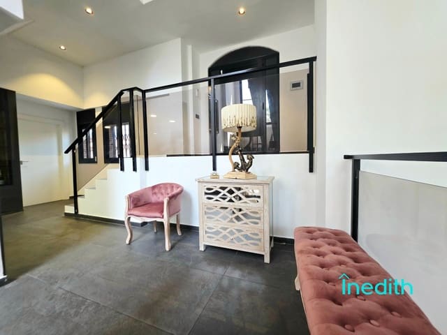 4 soveværelse Villa til salg i Calafell med swimmingpool garage - € 950.000 (Ref: 9128460)