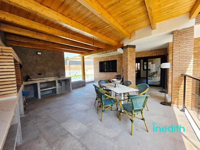 4 chambre Villa/Maison à vendre à Calafell avec piscine garage - 950 000 € (Ref: 9128460)