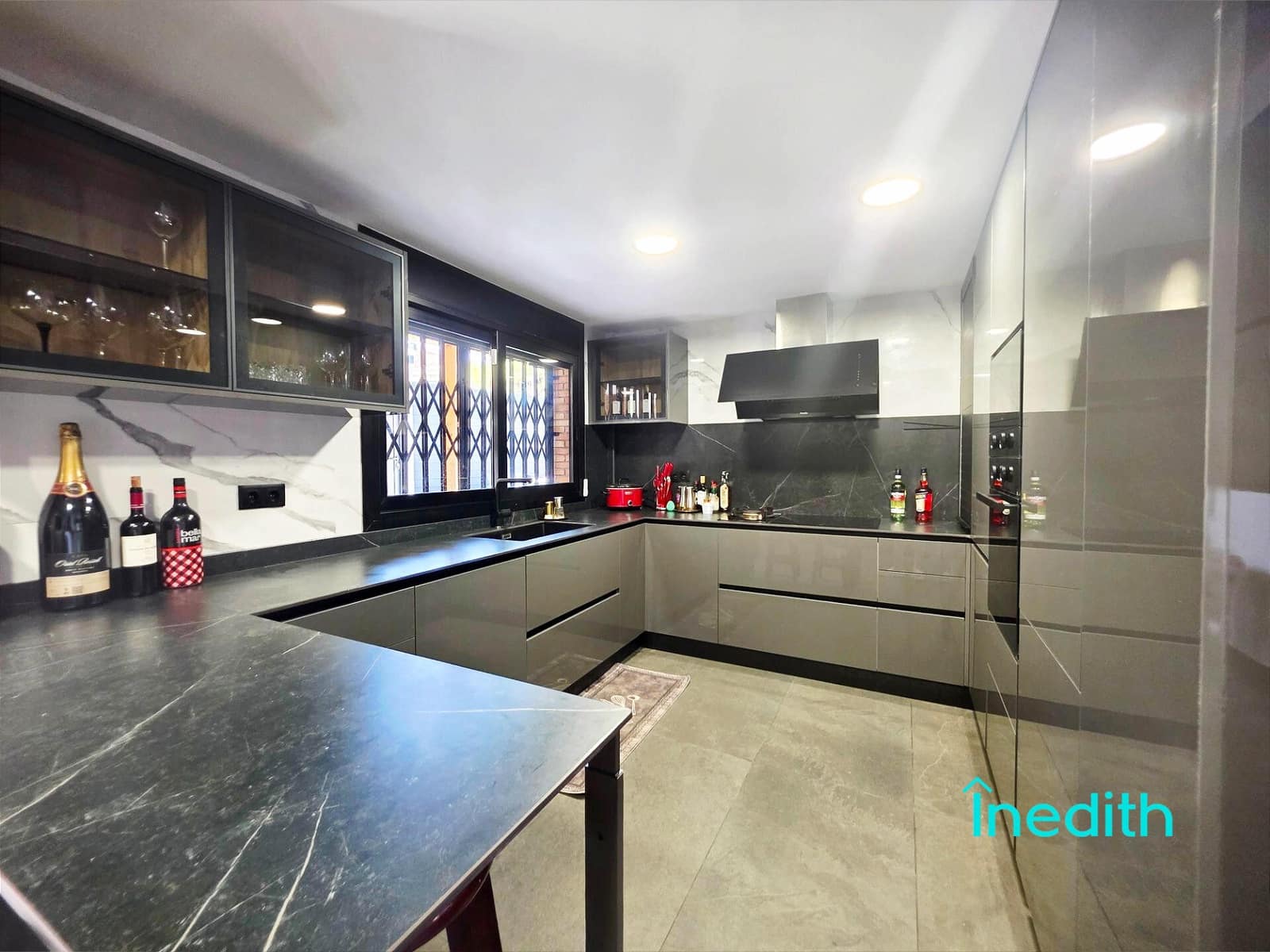 4 chambre Villa/Maison à vendre à Calafell avec piscine garage - 950 000 € (Ref: 9128460)