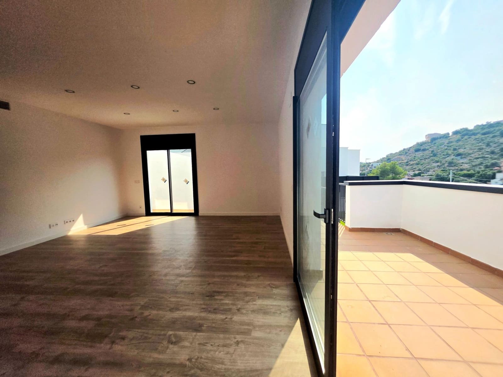 4 chambre Villa/Maison à vendre à Segur de Calafell avec piscine garage - 455 000 € (Ref: 9191218)