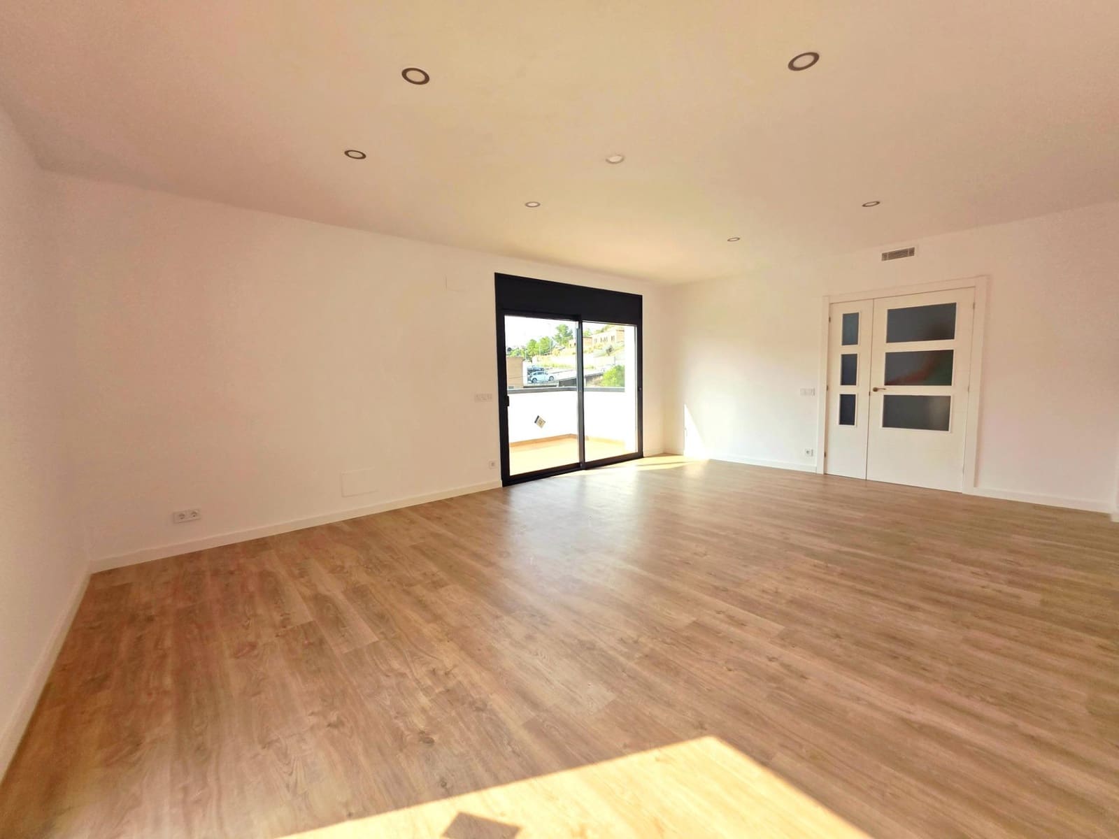 4 chambre Villa/Maison à vendre à Segur de Calafell avec piscine garage - 455 000 € (Ref: 9191218)