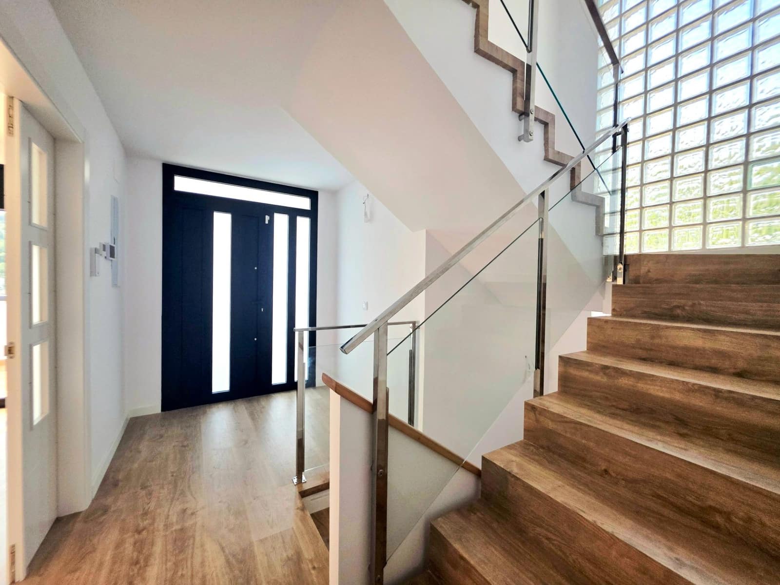 4 chambre Villa/Maison à vendre à Segur de Calafell avec piscine garage - 455 000 € (Ref: 9191218)