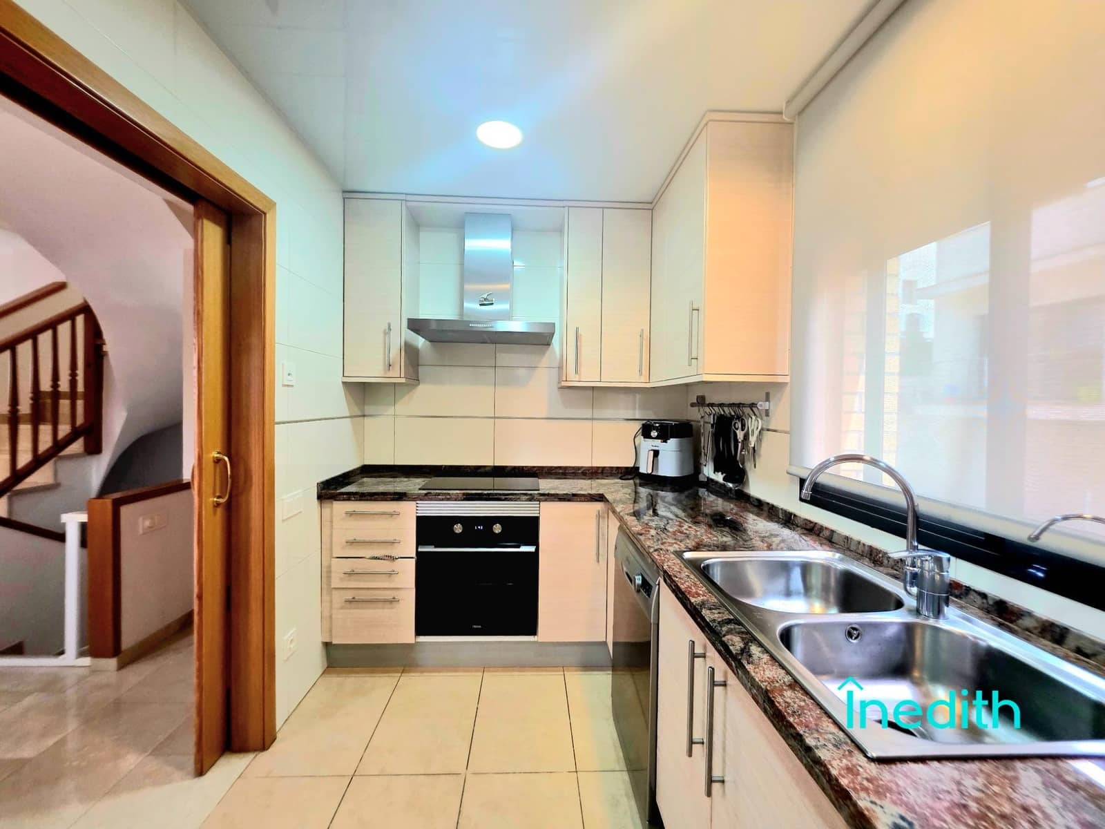 3 slaapkamer Rijtjeshuis te koop in Cubelles met garage - € 415.000 (Ref: 9204733)