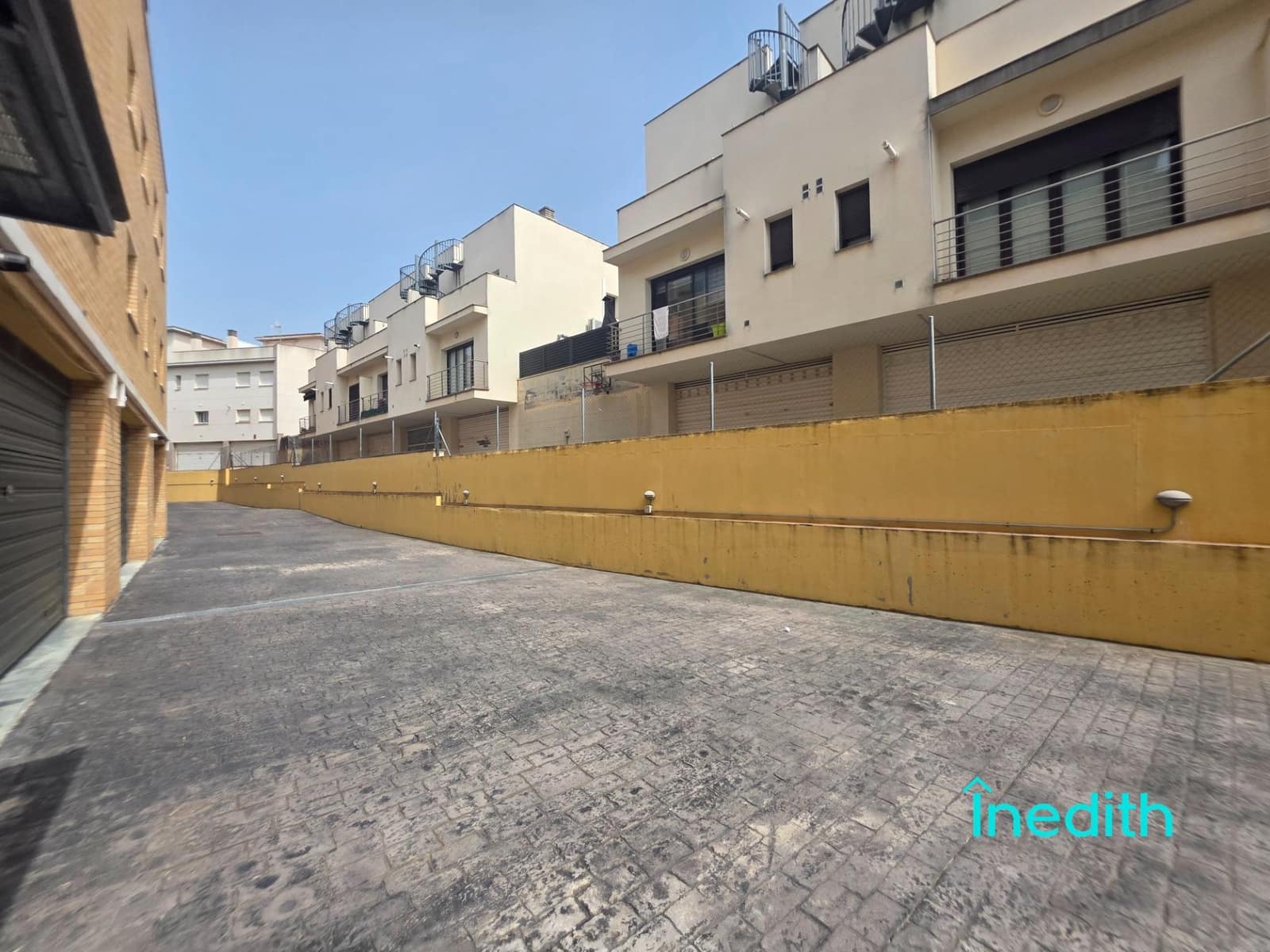 3 slaapkamer Rijtjeshuis te koop in Cubelles met garage - € 415.000 (Ref: 9204733)