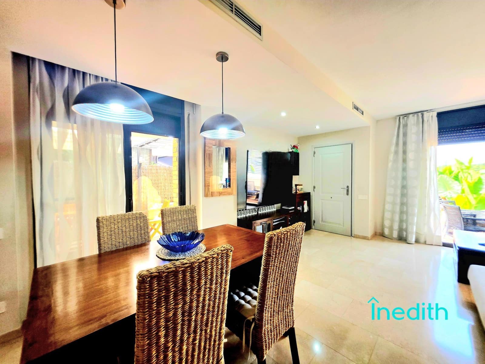 3 slaapkamer Rijtjeshuis te koop in Cubelles met garage - € 398.500 (Ref: 9204733)