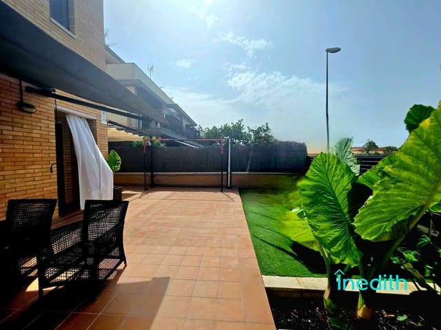 Adosado de 3 habitaciones en Cubelles en venta con garaje - 398.500 € (Ref: 9204733)