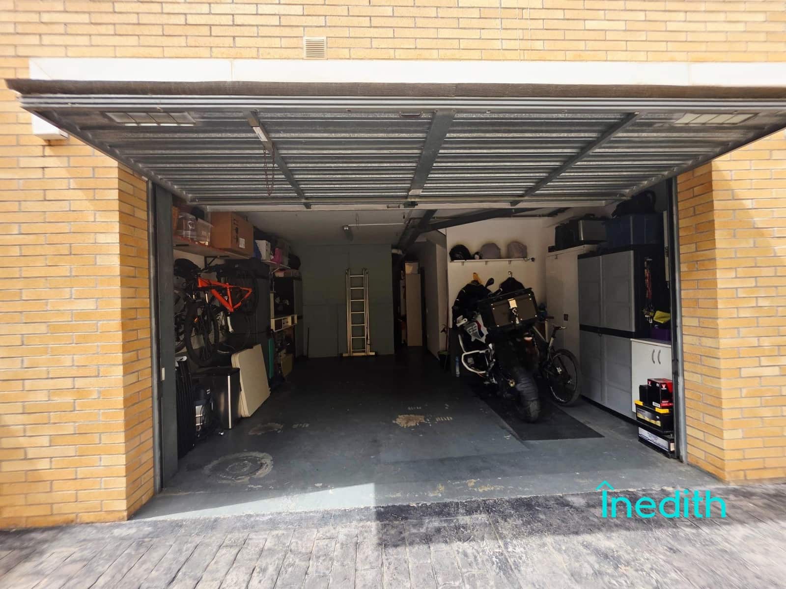 3 makuuhuone Rivitalo myytävänä paikassa Cubelles mukana 
autotalli - 398 500 € (Ref: 9204733)